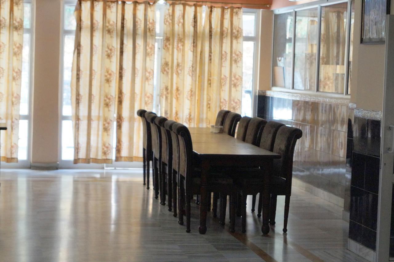 Hotel Uday Palace Pipalkoti Екстериор снимка