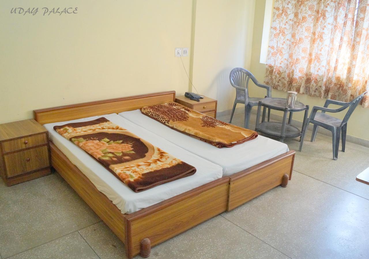 Hotel Uday Palace Pipalkoti Екстериор снимка